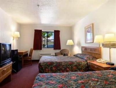 фото отеля Regency Inn and Suites McKinney