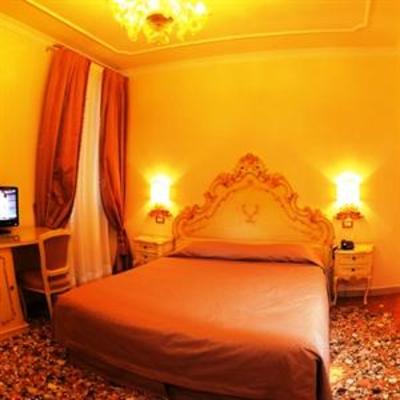 фото отеля Locanda Al Leon 2