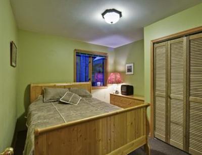 фото отеля Whistler Home & Chalet Rentals