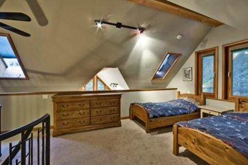 фото отеля Whistler Home & Chalet Rentals