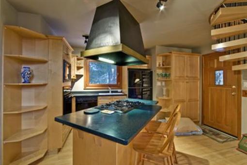 фото отеля Whistler Home & Chalet Rentals