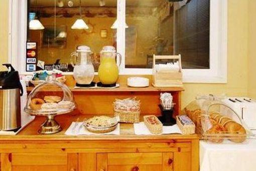 фото отеля Rodeway Inn & Suites Long Beach (Washington)