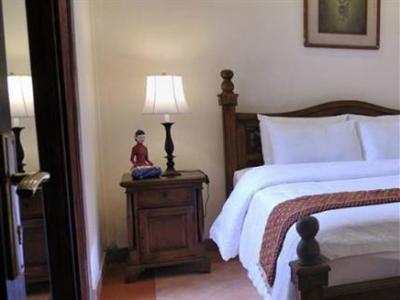фото отеля Joglo Plawang Boutique Villa