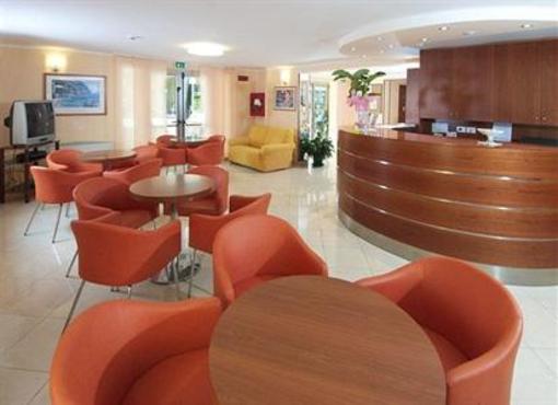 фото отеля Hotel De La Ville Rimini