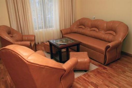 фото отеля Central Hotel Shumen