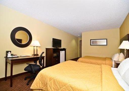 фото отеля Comfort Inn & Suites Joplin