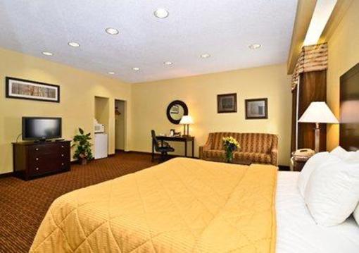 фото отеля Comfort Inn & Suites Joplin