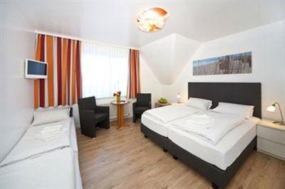 фото отеля Hotel Meerzeit Haffkrug