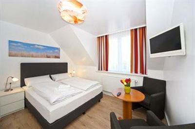 фото отеля Hotel Meerzeit Haffkrug