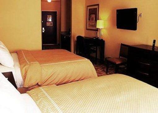 фото отеля Comfort Suites Rome (Georgia)