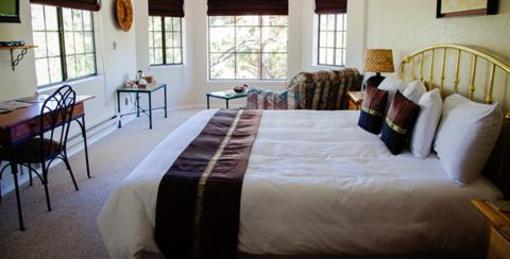фото отеля Sheridan House Inn