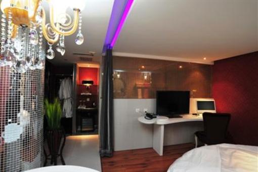 фото отеля Yusu Holiday Inn
