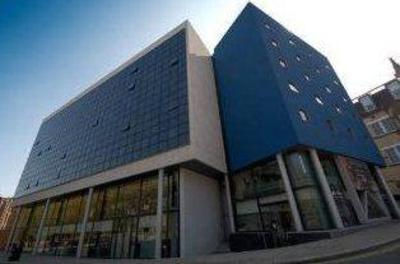 фото отеля Travelodge Hotel Liverpool