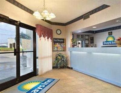 фото отеля Days Inn IH 40 & Sycamore View