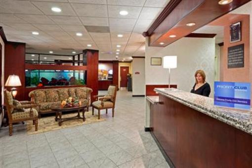 фото отеля Holiday Inn Express Paramus