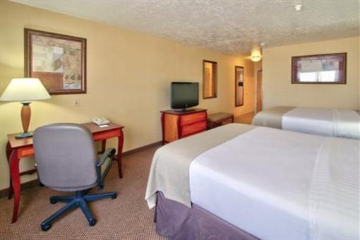 фото отеля Holiday Inn Hotel & Suites Albuquerque Airport - Univ Area