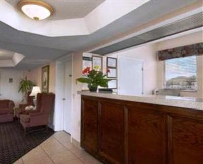 фото отеля Super 8 Antioch
