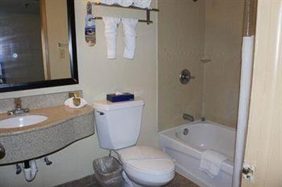 фото отеля Emerald Coast Inn & Suites Fort Walton Beach