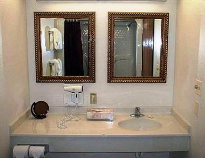 фото отеля Grand Hotel and Suites