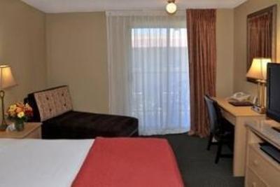 фото отеля Oxford Suites Lancaster (California)