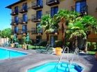 фото отеля Oxford Suites Lancaster (California)