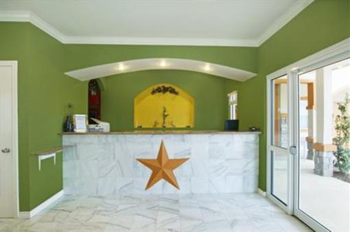 фото отеля Americas Best Value Inn-Bedford/DFW Airport