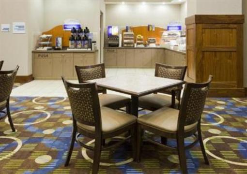 фото отеля Holiday Inn Express Hotel & Suites Mankato East