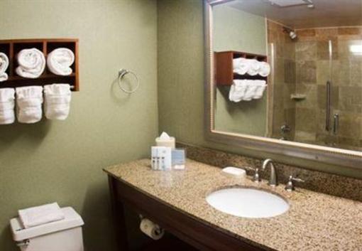 фото отеля Hampton Inn Miami-Coconut Grove Coral Gables