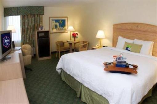 фото отеля Hampton Inn Miami-Coconut Grove Coral Gables