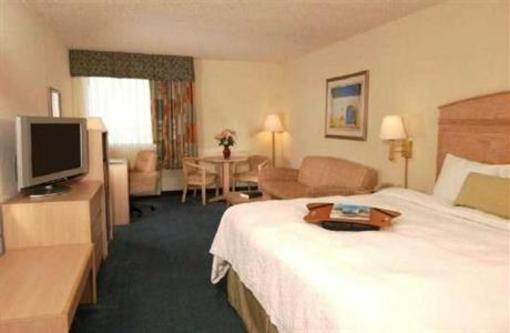фото отеля Hampton Inn Miami-Coconut Grove Coral Gables
