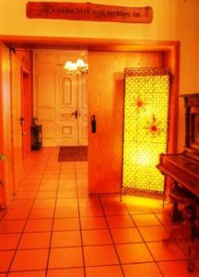фото отеля Hotel Gasthaus zur Linde