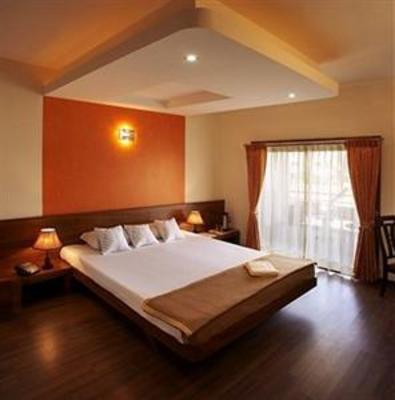 фото отеля Chairmans Club & Resort Bangalore