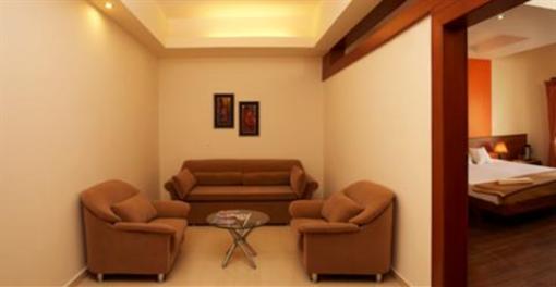 фото отеля Chairmans Club & Resort Bangalore