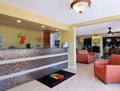 фото отеля Super 8 Atlanta Hartsfield-Jackson Arpt