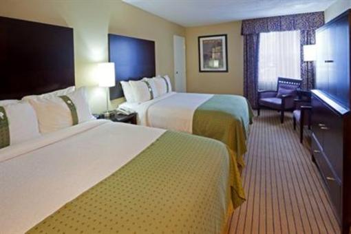 фото отеля Holiday Inn Hyannis