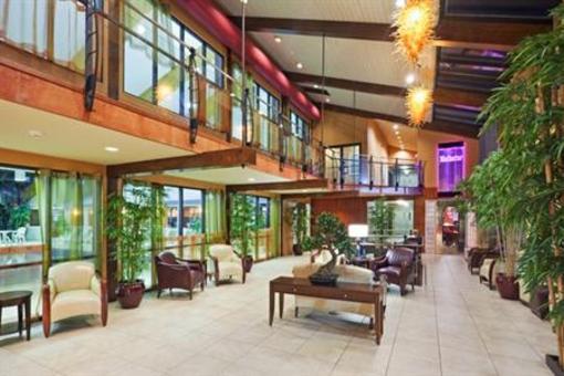 фото отеля Holiday Inn Hyannis