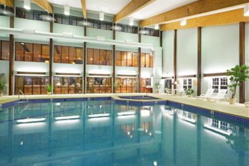 фото отеля Holiday Inn Hyannis