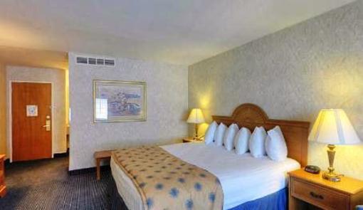 фото отеля BEST WESTERN Crystal Palace Inn and Suites