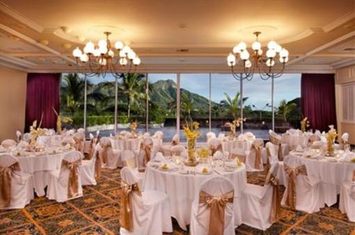 фото отеля Queen Kapiolani Hotel