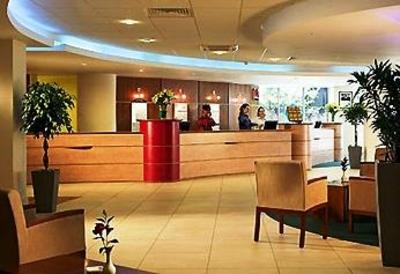 фото отеля Ibis Lyon Gerland Rue Merieux