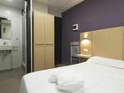 фото отеля Hostal Putxet Barcelona