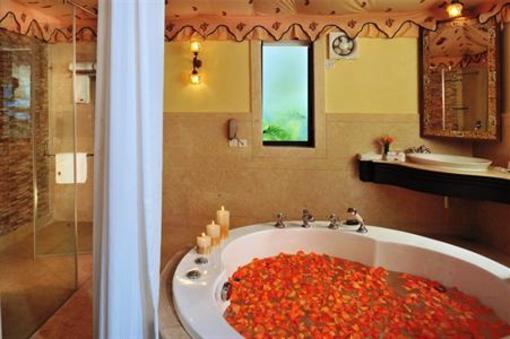 фото отеля Rajasthali Resort and Spa