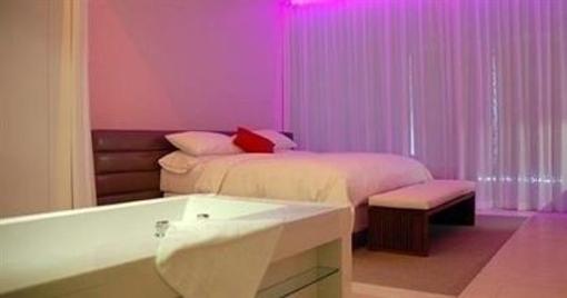 фото отеля Heat Hotel