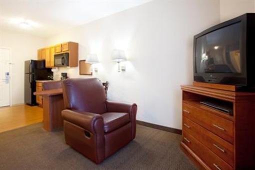 фото отеля Candlewood Suites I-26 @ Northwoods Mall