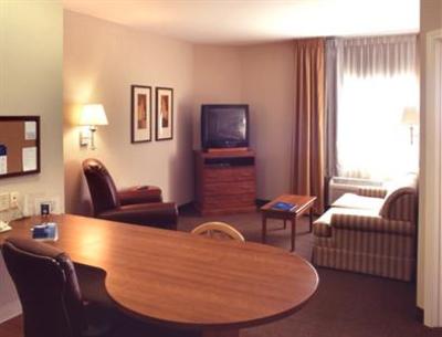 фото отеля Candlewood Suites I-26 @ Northwoods Mall