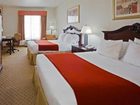 фото отеля Holiday Inn Express Hotel & Suites - Tampa Stadium Airport