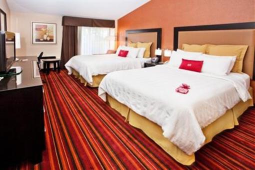 фото отеля Crowne Plaza Grand Rapids Airport