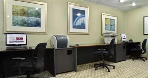 фото отеля Hilton Crystal City at Washington Reagan National Airport