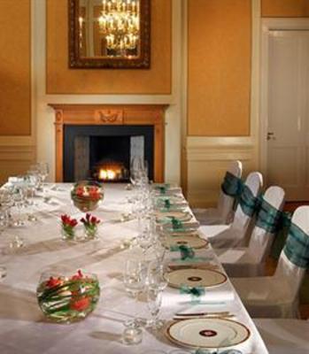 фото отеля Dalmahoy A Marriott Hotel & Country Club