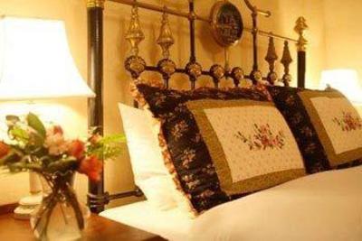 фото отеля Acorn Guest House George